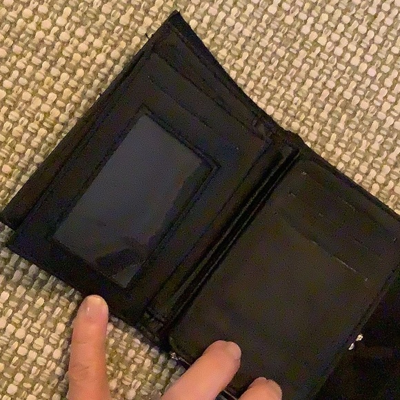 Rugged Gear Black with Brown trim Wallet - Picture 5 of 6